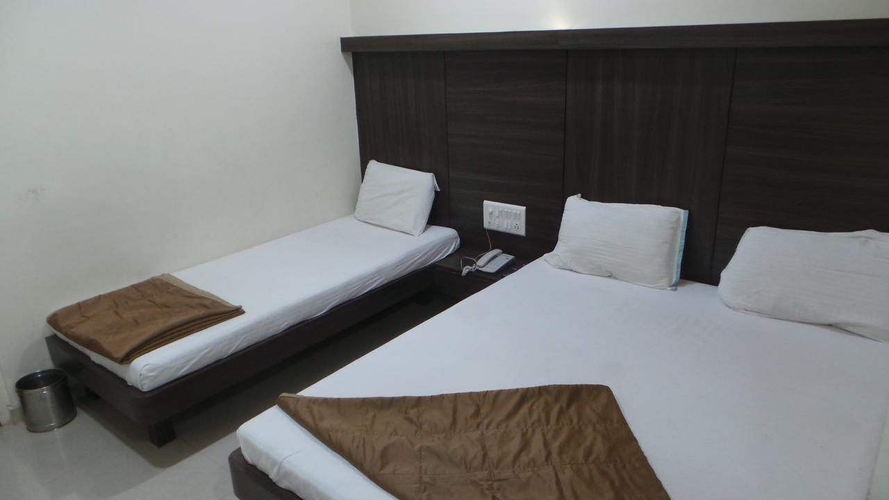 Hotel Gemini Mumbai Exterior photo