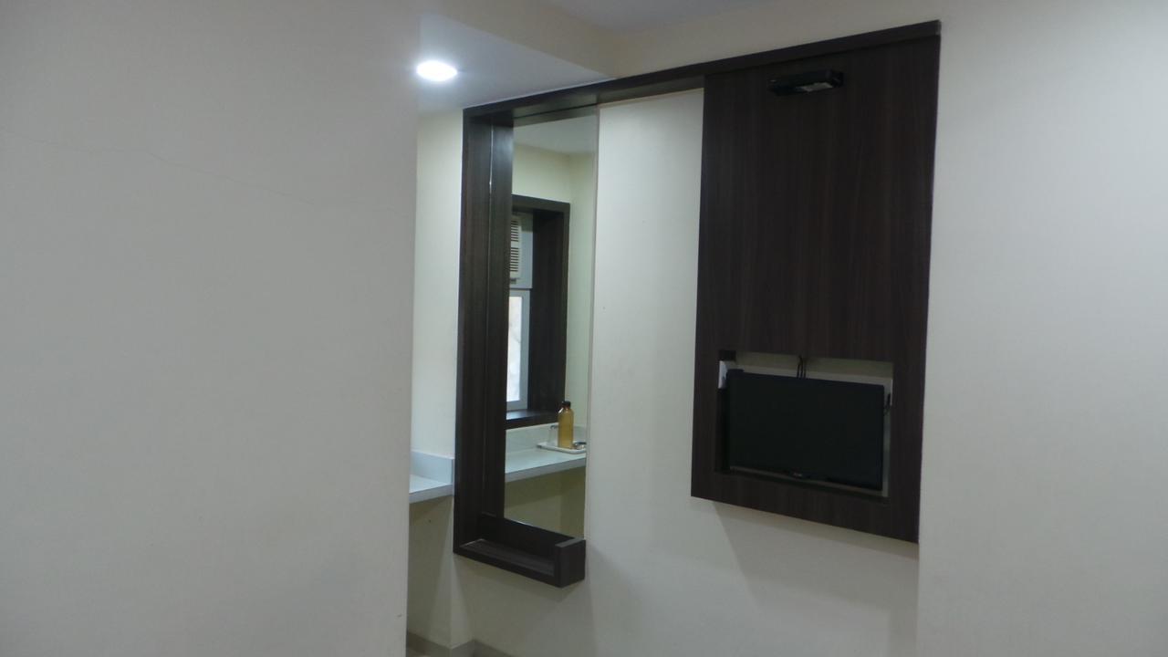 Hotel Gemini Mumbai Exterior photo